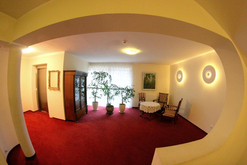 Hotel I Restauracja Zloty Las Exterior photo